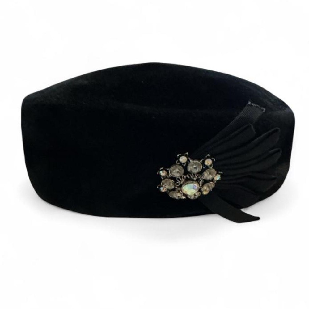 Vintage Riviera Pillbox Hat Women OS Black Excellent Italian Velour Rhinestone